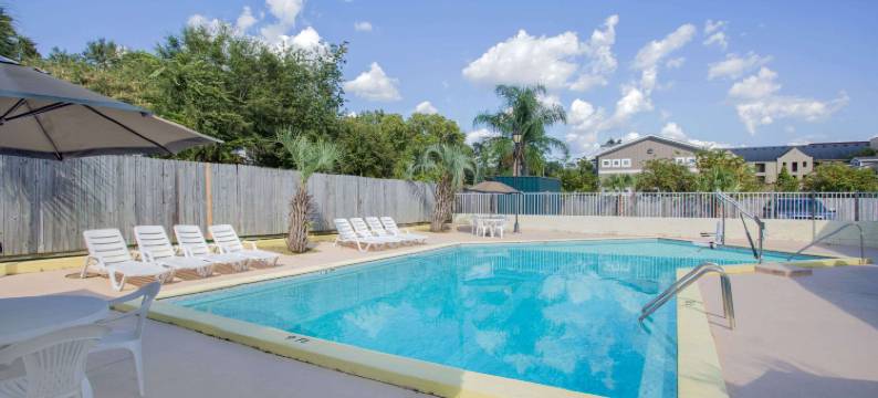 塔拉哈西大学中心戴斯酒店(Days Inn by Wyndham Tallahassee University Center)图片