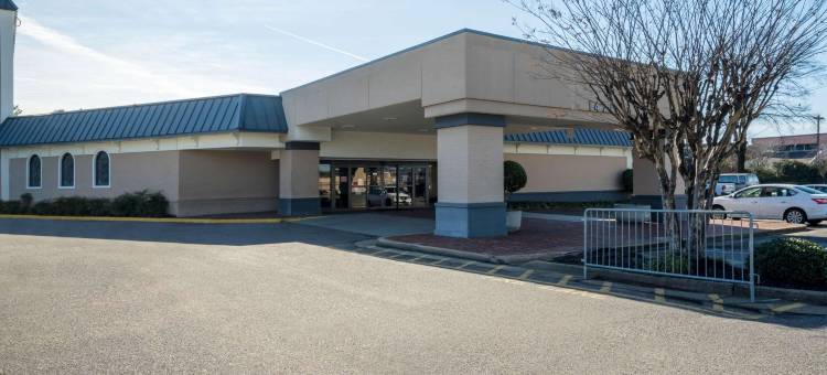 孟菲斯机场/格雷斯兰Travelodge by Wyndham酒店(Travelodge by Wyndham Memphis Airport/Graceland)图片