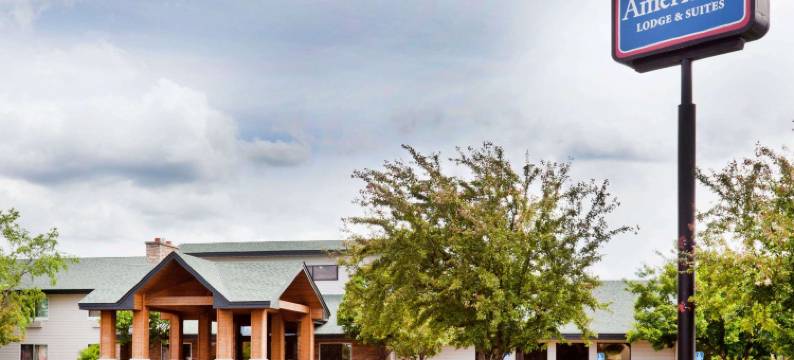 库恩拉匹兹美吟温德姆酒店(AmericInn by Wyndham Coon Rapids)图片