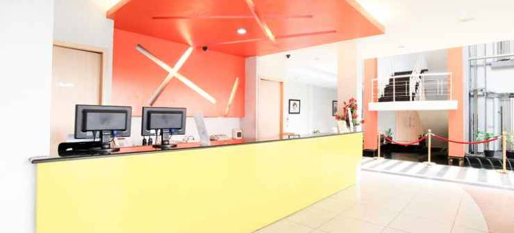萨布里纳城市酒店(Sabrina Paninsula Hotel Pekanbaru)图片