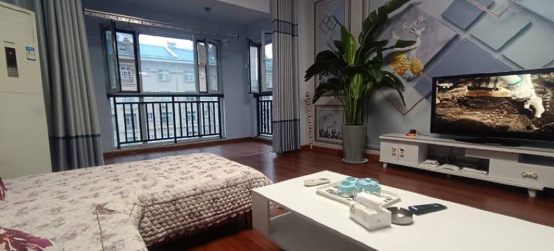 温馨小窝居公寓(黄河二路分店)图片