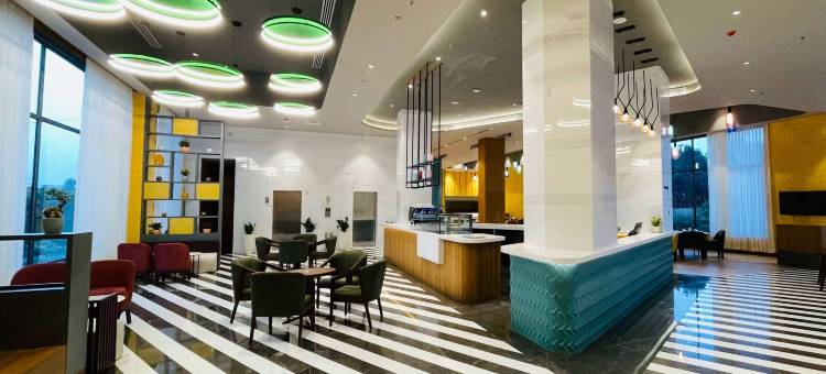 阿姆利则尔机场温德姆华美达安可酒店(Ramada Encore by Wyndham Amritsar Airport)图片