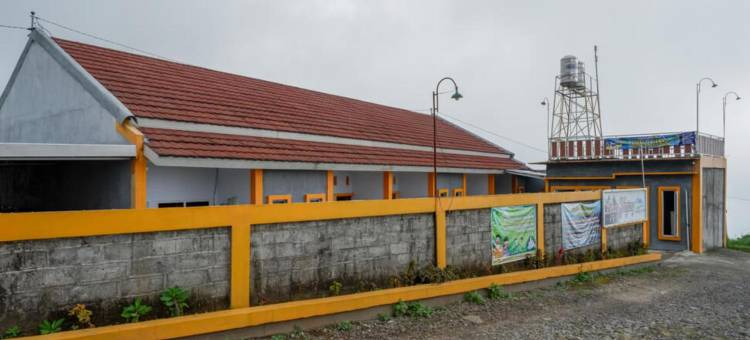 RedDoorz Near Candi Cetho Karanganyar图片