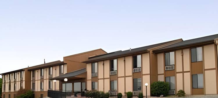 汉尼拔温德姆速8酒店(Super 8 by Wyndham Hannibal)图片