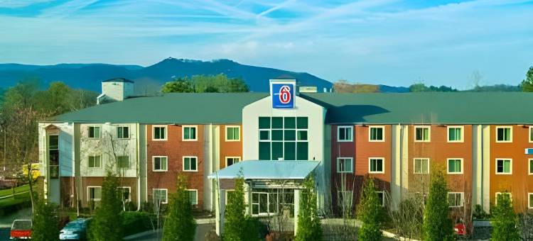 市中心舒眠旅馆及套房(Sleep Inn & Suites Pigeon Forge - Downtown)图片