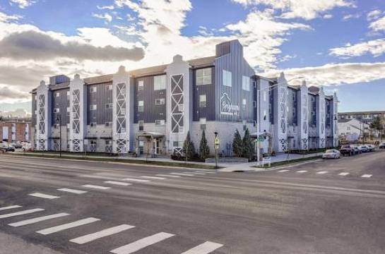 Bringham's Mill Apartments Perfect for Groups Full Kitchen Gym and Free Parking