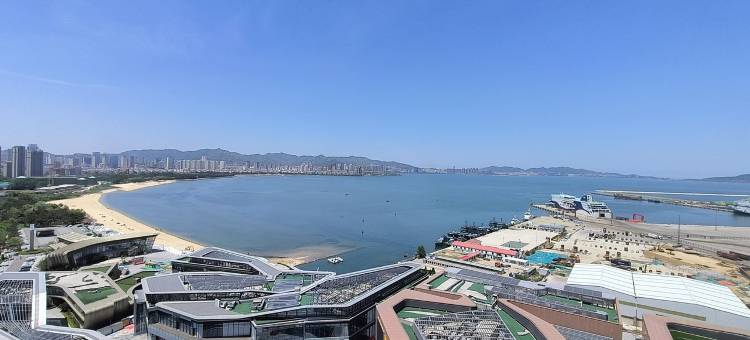 华发新天地观海落地窗LOFT公寓(滨海大道分店)图片