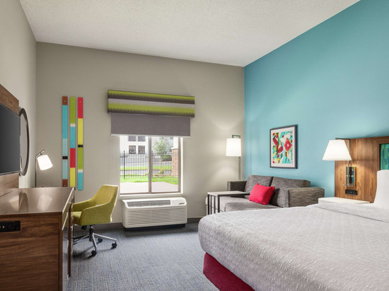 斯普林菲尔德欢朋套房酒店