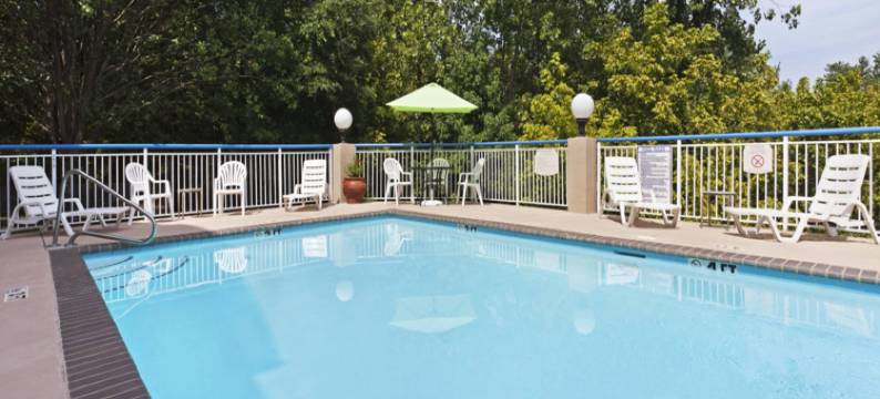 夏洛特艾尔伍德万枫酒店(Fairfield Inn & Suites Charlotte Arrowood)图片