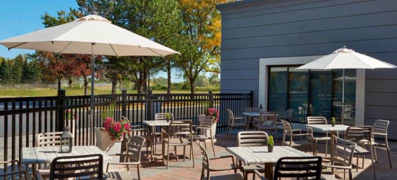 哈密尔顿-斯托尼克里克福朋喜来登酒店(Four Points by Sheraton Hamilton - Stoney Creek)图片