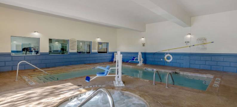 舒适套房酒店布鲁克- 沃斯堡西南(Comfort Suites Benbrook - Fort Worth Southwest)图片