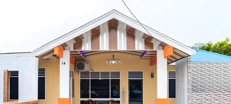 红多兹Plus酒店-近棉兰卫理公会大学(RedDoorz Plus Near Universitas Methodist Medan)图片