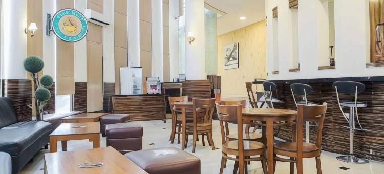 超级OYO联排别墅橡树酒店Fiducia Serpong(Super OYO Townhouse Oak Hotel Fiducia Serpong)图片