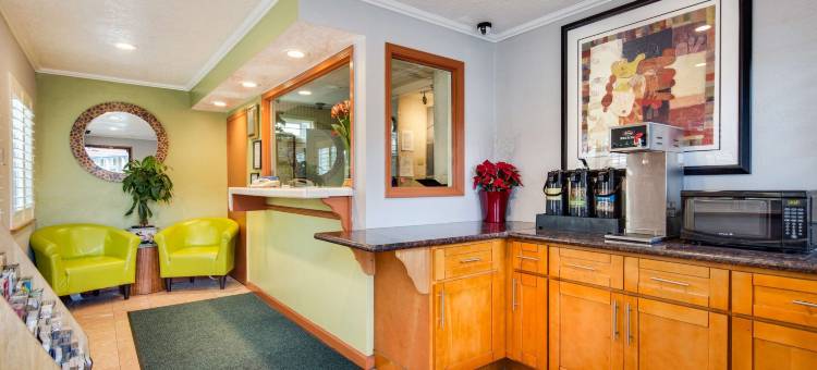 旧金山列治文美洲最佳价值酒店(Americas Best Value Inn Richmond)图片