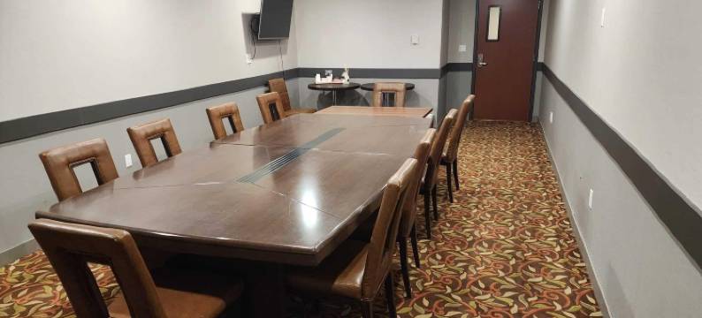 瓦帕斯卡尔旅馆(Wabasca Inn)图片