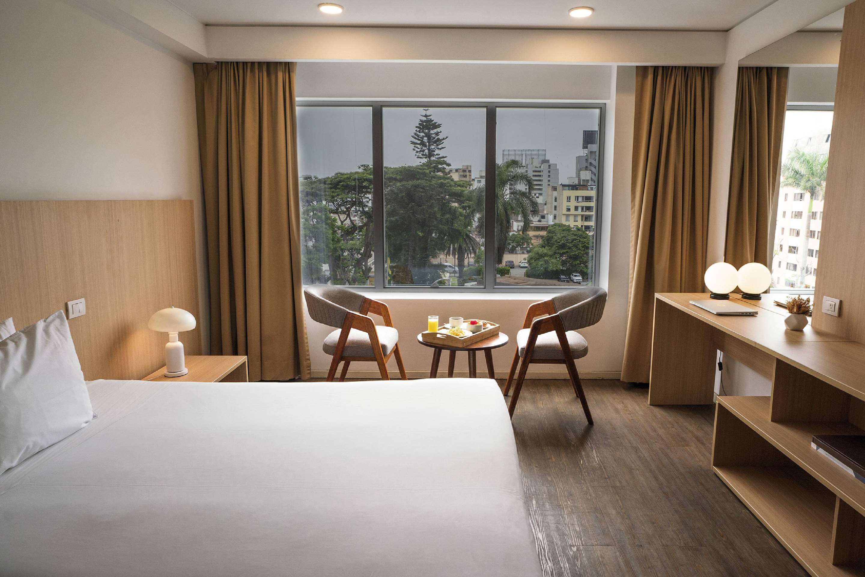 Dazzler by Wyndham Lima Miraflores Over view