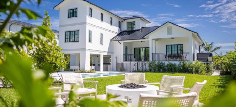 全新建造的卡奇莱特别墅带私人泳池(Brand New Catchlight House With Private Pool)图片