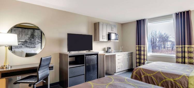 穆索尼温德姆速8酒店(Super 8 by Wyndham Moosonee)图片