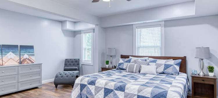 四卧室小屋在狼溪 - 钓鱼，徒步，新河乐趣和霍基周末(4Br Lodge on Wolf Creek - Fishing, Hiking, New River Fun and Hokie Weekends)图片