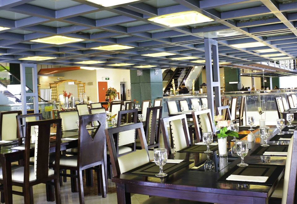 Amos Cozy Hotel & Convention Hall Hotel Overview