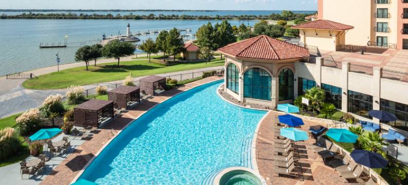 达拉斯罗克沃尔湖滨希尔顿酒店(Hilton Dallas/Rockwall Lakefront)图片