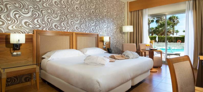 厄尔巴鲸鱼海岸沙滩与海水浴疗酒店(Elba Costa Ballena Beach & Thalasso Resort)图片