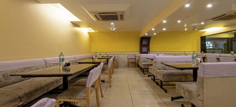 树博苏瓦纳舒适酒店(Treebo Suvarna Comforts)图片