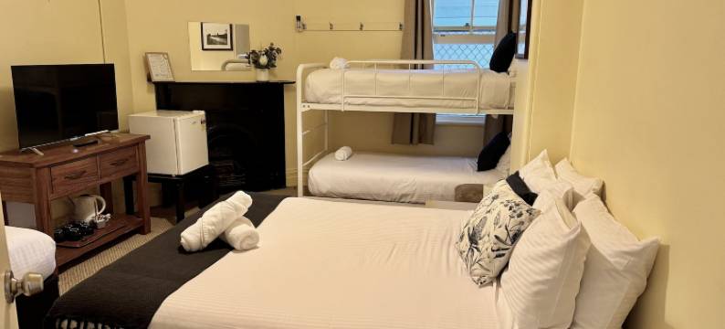 华勒拉旺商业酒店(The Commercial Hotel Wallerawang)图片