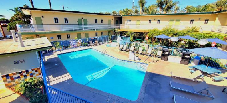 阿纳海姆公园品质套房酒店(Quality Inn & Suites Anaheim at the Park)图片