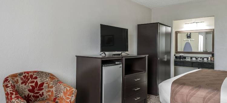 基西米湖畔Quality Inn & Suites(Quality Inn & Suites Kissimmee by the Lake)图片