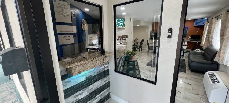 基韦斯特酒店 - 洛亚诺克(Key West Inn - Roanoke)图片