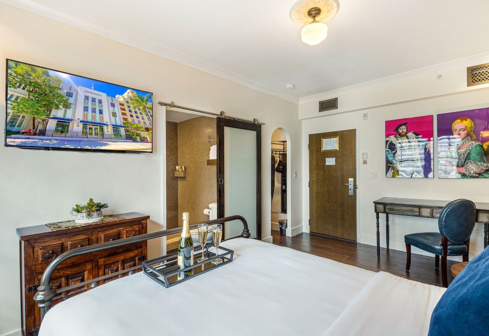 Cavalier South Beach Hotel Hotel Overview