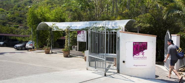 恋爱村 - 莫雷斯卡别墅酒店(Villaggio Innamorata - Villa Moresca)图片