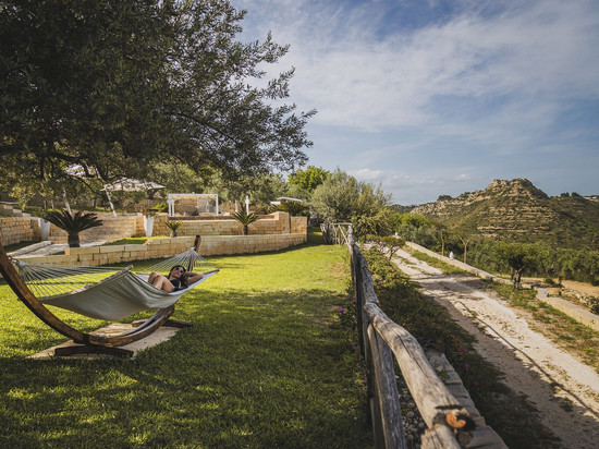 奥利芙阿里弗度假屋