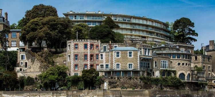 卡斯泰布拉克水疗酒店(Castelbrac Hotel & Spa)图片