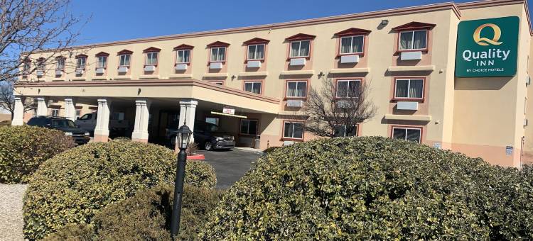阿尔伯克基东I-40胡安塔波出口价值旅馆(Quality Inn Albuquerque East I-40 Juan Tabo Exit)图片