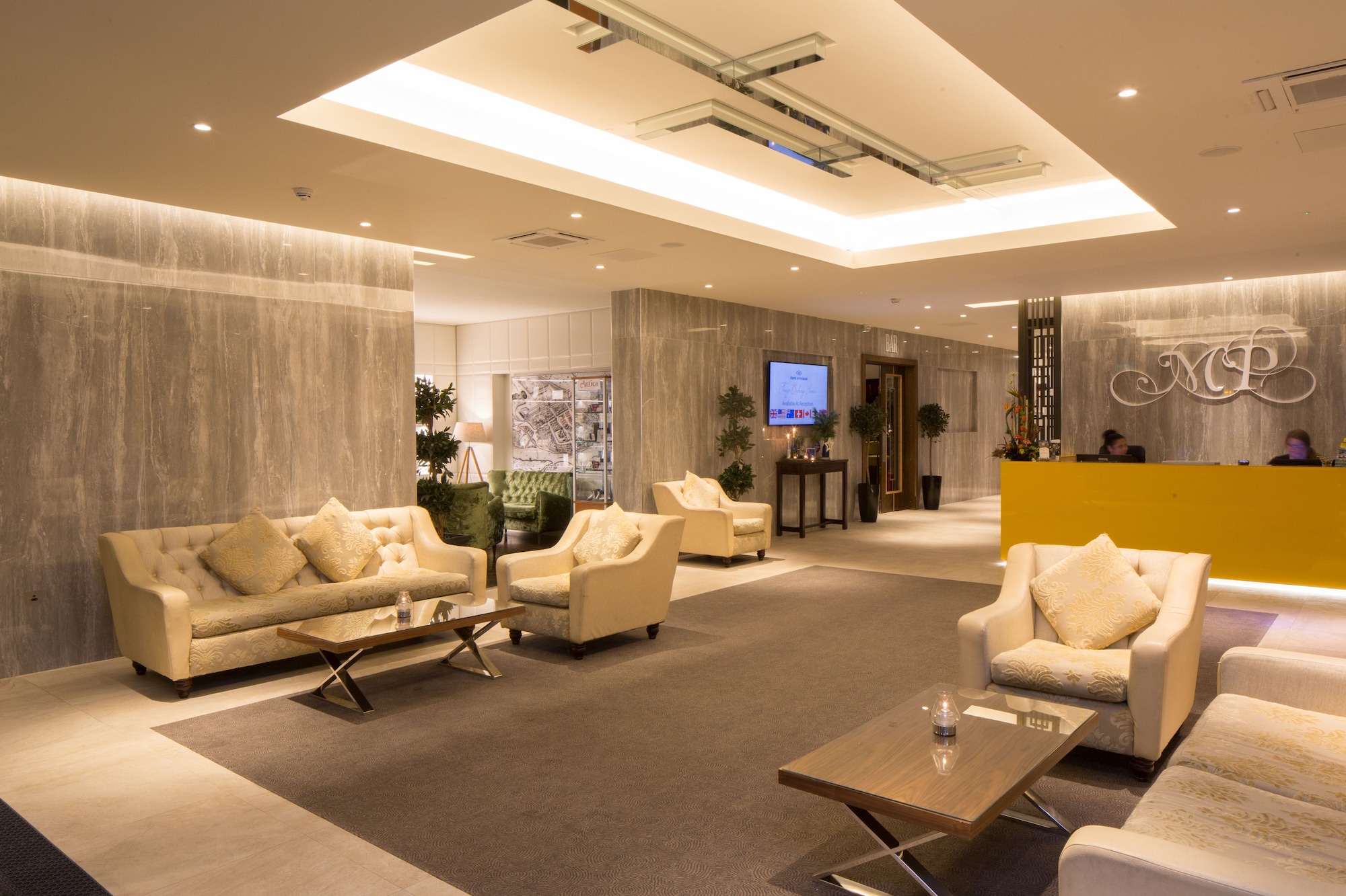 Menlo Park Hotel Over view