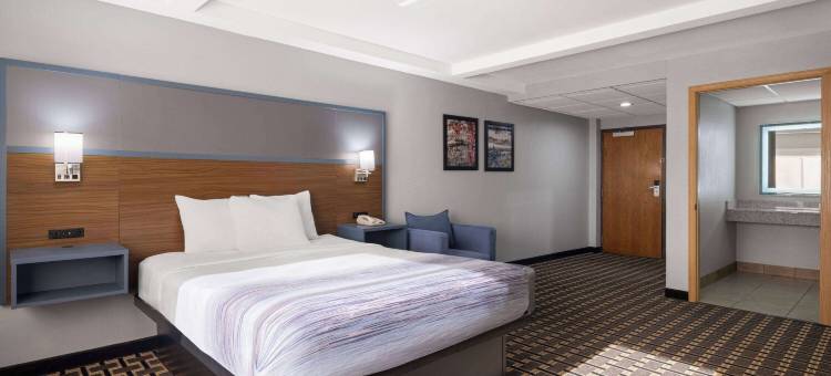 AmericInn by Wyndham Woodstock IL图片