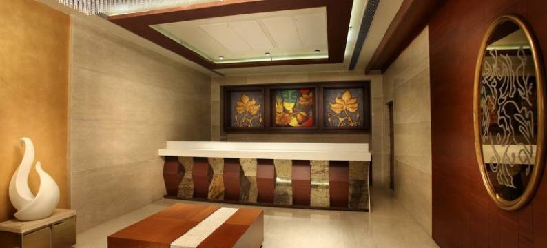 玛哈昆萨罗瓦尔柱廊套房酒店(Mahagun Sarovar Portico Suites)图片