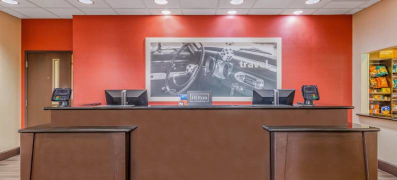 希尔顿欢朋套房酒店-底特律机场罗穆勒斯(Hampton Inn & Suites Detroit/Airport-Romulus)图片