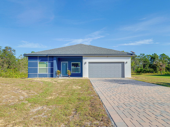 距高尔夫球场4英里:静谧的威尔士湖度假屋