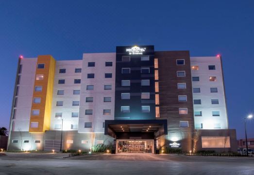 Microtel Inn & Suites by Wyndham San Luis Potosi Hotel Overview