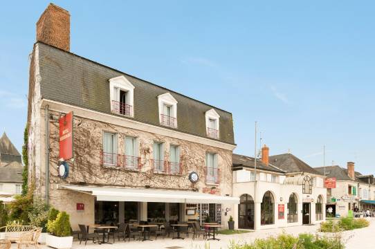 图尔西红马原创城市酒店(The Originals City Hôtel le Cheval Rouge Tours Ouest)