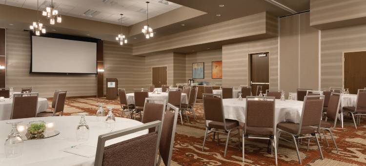 阿克伦广机场希尔顿安泊酒店(Embassy Suites by Hilton Akron Canton Airport)图片