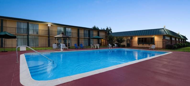 塞勒姆罗阿诺克地区呗盟套房酒店(Baymont by Wyndham Salem Roanoke Area)图片