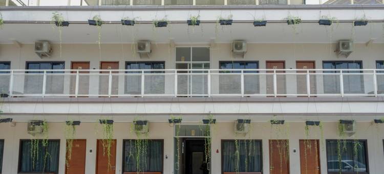 红多兹酒店@三宝垄满者伯夷路(RedDoorz @ Jalan Majapahit Semarang)图片