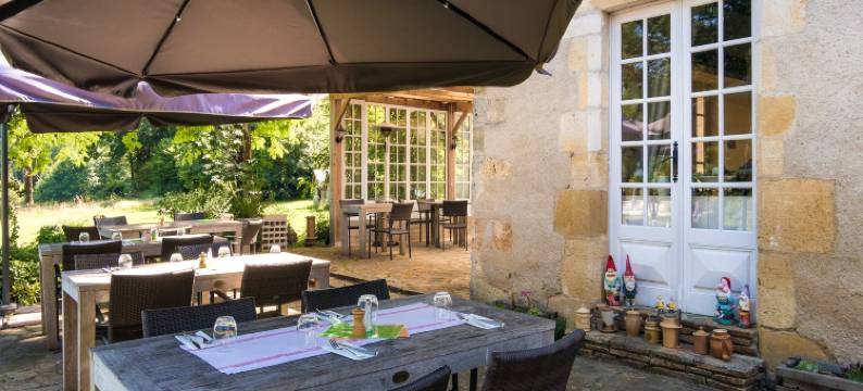 Castle Apartment in Chaleix near Forest图片