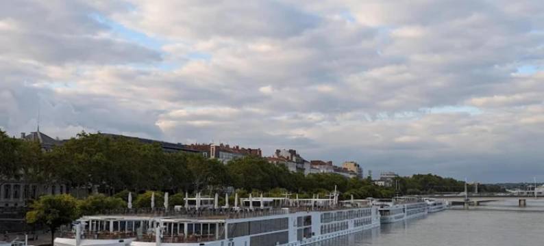 Dify Nid douillet - Bellecour图片