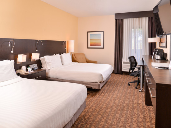 智选假日套房酒店托皮卡