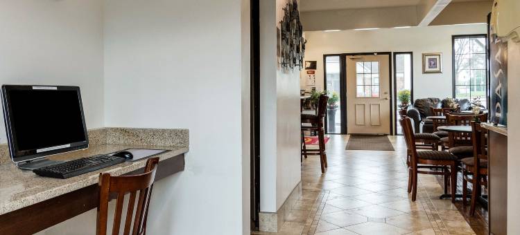 大学城伊克诺旅馆(Econo Lodge University)图片